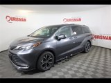 Used 2025 Toyota Sienna Platinum image 4