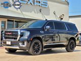 Used 2022 GMC Yukon XL SLT w/ SLT Premium Package image 3