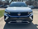 Used 2022 Volkswagen Taos SE image 3