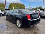 Used 2021 Chrysler 300 Touring L image 3