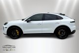 Used 2024 Porsche Cayenne Turbo GT image 5