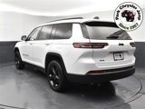Used 2023 Jeep Grand Cherokee L Laredo image 4