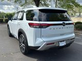 New 2025 Nissan Pathfinder Platinum image 5