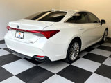 Used 2020 Toyota Avalon Limited image 4