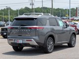 New 2025 Nissan Pathfinder SL image 5