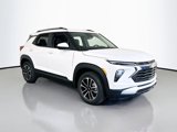 New 2026 Chevrolet TrailBlazer LT w/ Convenience Package image 2