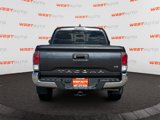 Used 2022 Toyota Tacoma TRD Off-Road image 4