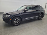 Used 2021 Volkswagen Tiguan SE w/ Panoramic Sunroof Package image 2