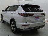 New 2025 Mitsubishi Outlander SE image 5