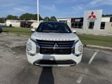 New 2025 Mitsubishi Outlander SEL image 2