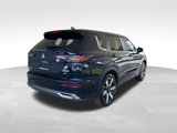 New 2025 Mitsubishi Outlander SE image 3