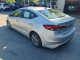Used 2017 Hyundai Elantra SE image 4