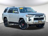 Certified 2024 Toyota 4Runner TRD Off-Road Premium image 2