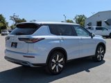 New 2025 Mitsubishi Outlander SE image 5