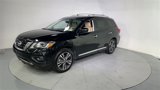 Used 2018 Nissan Pathfinder Platinum image 4