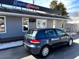 Used 2013 Volkswagen Golf 4-Door image 3