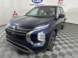 New 2025 Mitsubishi Outlander SE image 3