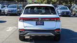 New 2025 Volkswagen Taos SE image 3
