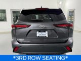 Used 2024 Toyota Highlander LE image 6