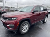 Used 2023 Jeep Grand Cherokee Limited image 2
