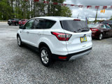 Used 2017 Ford Escape SE image 3