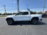 New 2025 GMC Canyon AT4 w/ Nightfall Edition image 4