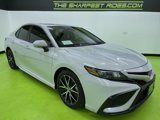 Used 2023 Toyota Camry SE image 2