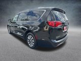 Used 2020 Chrysler Pacifica Touring-L Plus w/ Advanced Safetytec Group image 4