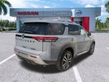 New 2025 Nissan Pathfinder Platinum image 5