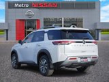 New 2025 Nissan Pathfinder SL image 4