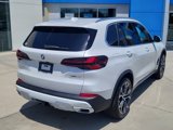 New 2026 BMW X5 sDrive40i w/ Premium Package image 2