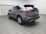Used 2024 Ford Edge SEL image 5