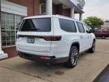 Used 2024 Jeep Wagoneer L Series III w/ Premium Group I image 4