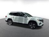 Used 2024 Volkswagen Atlas SE image 2