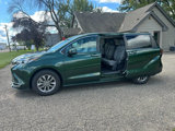 Used 2021 Toyota Sienna XLE image 3