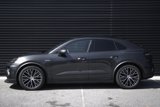 Used 2024 Porsche Macan 4 Electric image 2