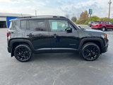 Used 2018 Jeep Renegade Altitude w/ UConnect 8.4 Nav Group image 4