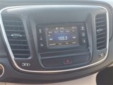 Used 2015 Chrysler 200 Limited w/ Convenience Group image 6