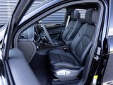 Used 2025 Porsche Macan Turbo image 5