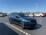 New 2025 Chrysler Pacifica Limited image 5