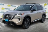 New 2025 Nissan Rogue Platinum image 4