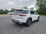 New 2025 Nissan Pathfinder SL w/ SL Premium Package image 3