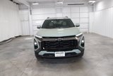 New 2025 Chevrolet Equinox ACTIV image 3