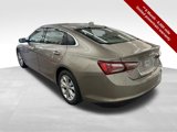 Used 2022 Chevrolet Malibu LT image 2