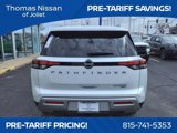 New 2025 Nissan Pathfinder Platinum image 4