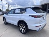 New 2025 Mitsubishi Outlander SE image 5