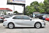 Used 2022 Toyota Camry LE image 2