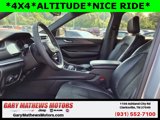 Used 2024 Jeep Grand Cherokee L Laredo image 3