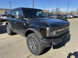 New 2025 Ford Bronco Badlands image 2