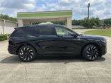 New 2025 Lincoln Nautilus Reserve image 2